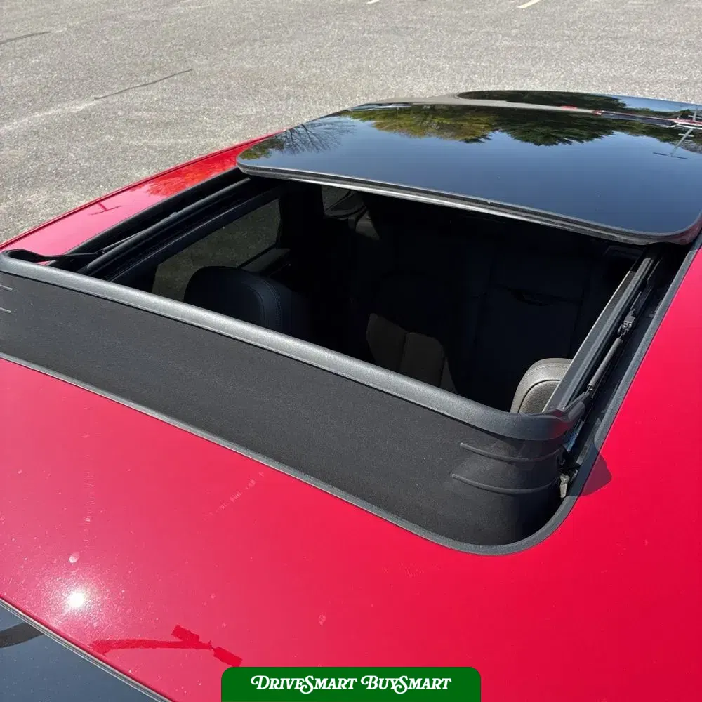 2022 Porsche Macan S