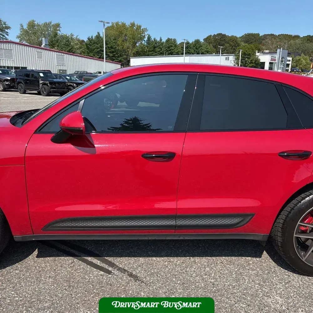 2022 Porsche Macan S