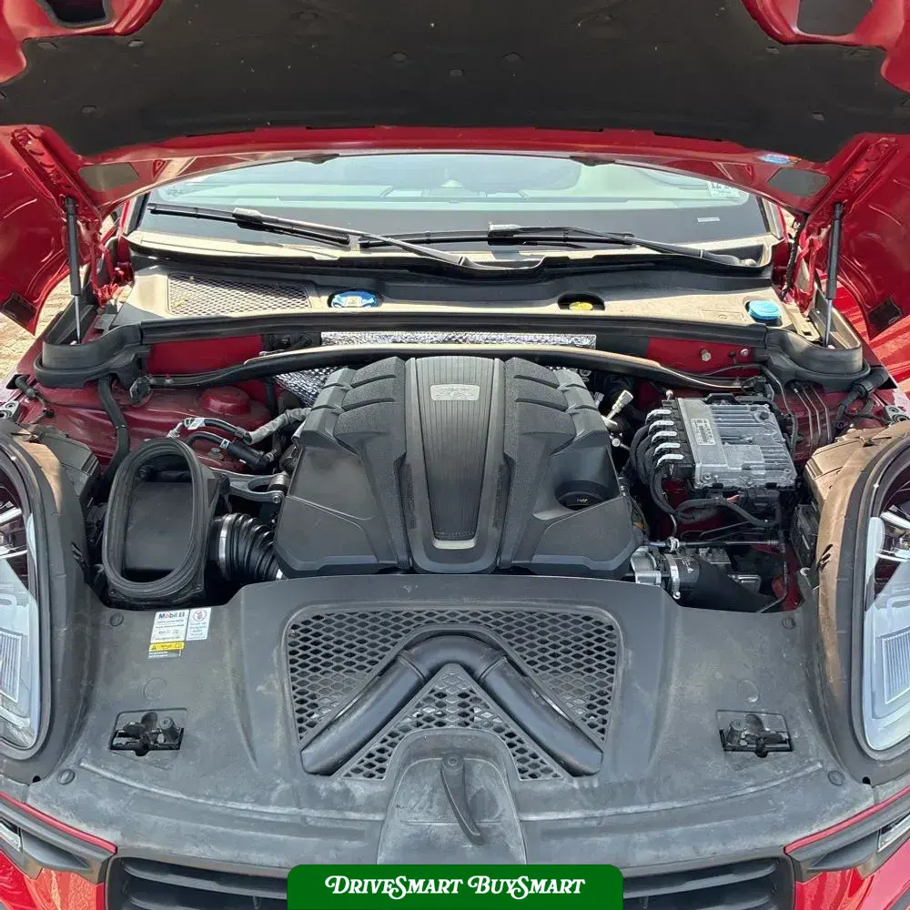 2022 Porsche Macan S
