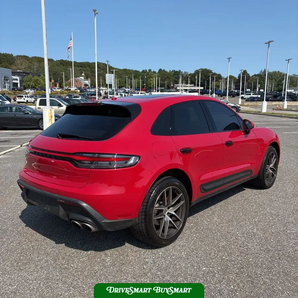 2022 Porsche Macan S