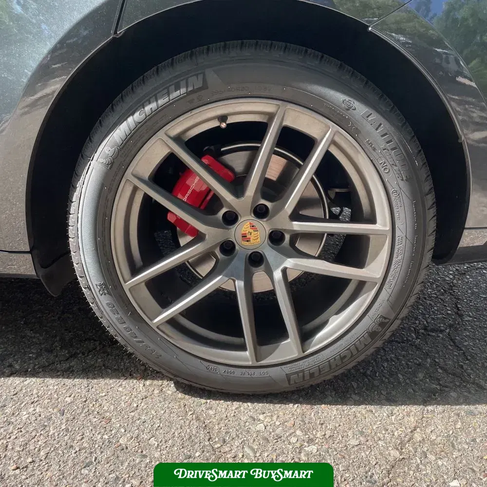 2022 Porsche Macan S