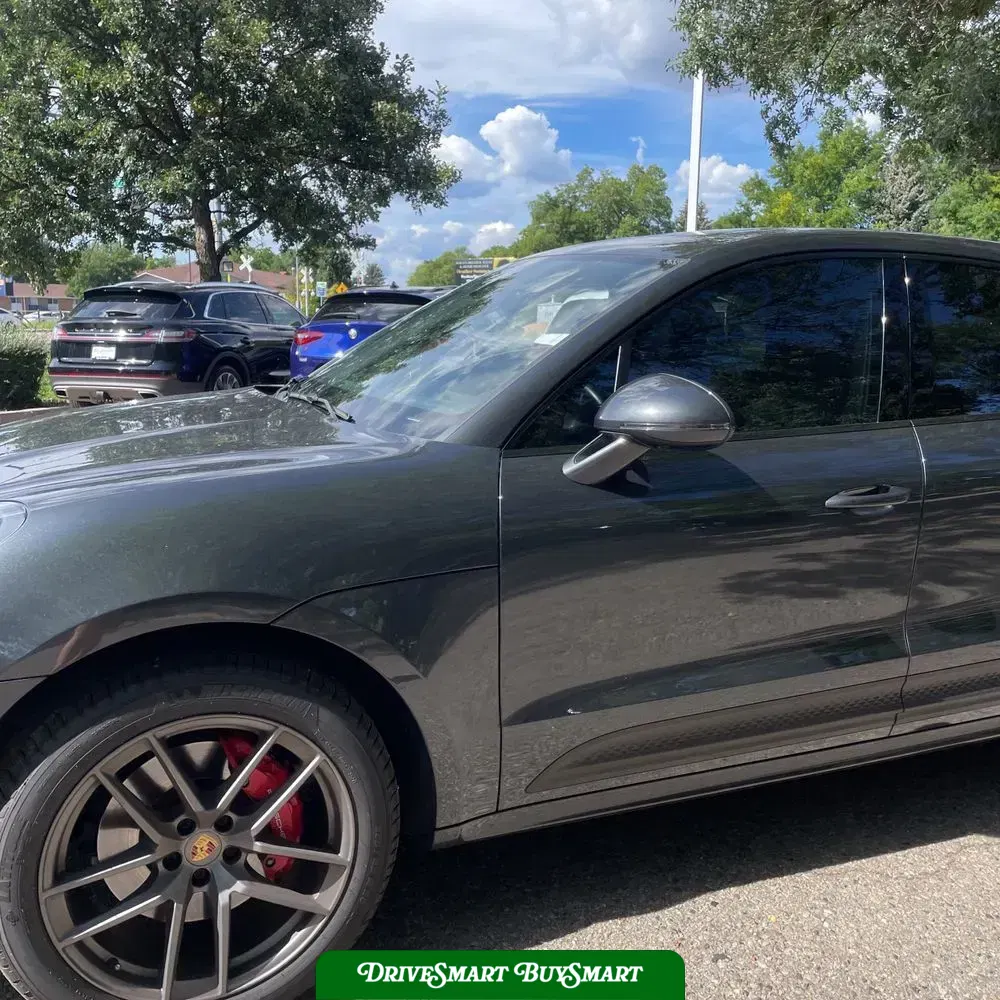2022 Porsche Macan S