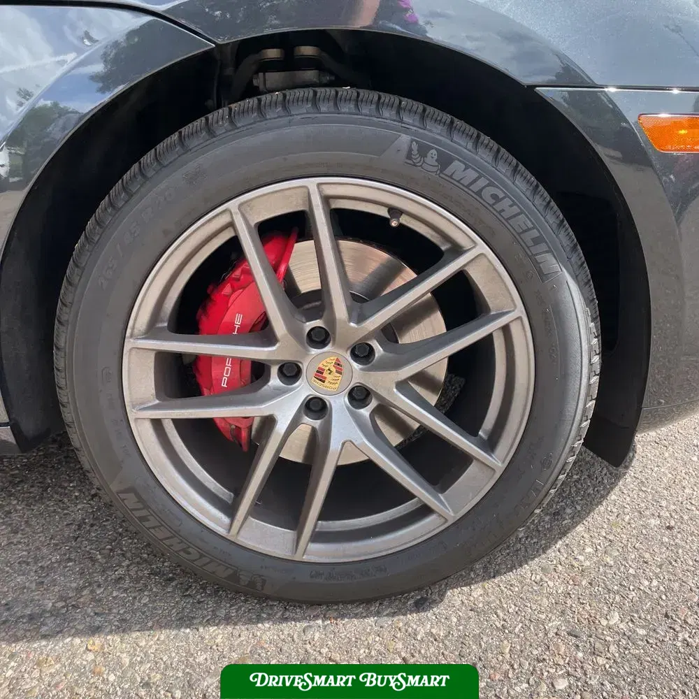 2022 Porsche Macan S