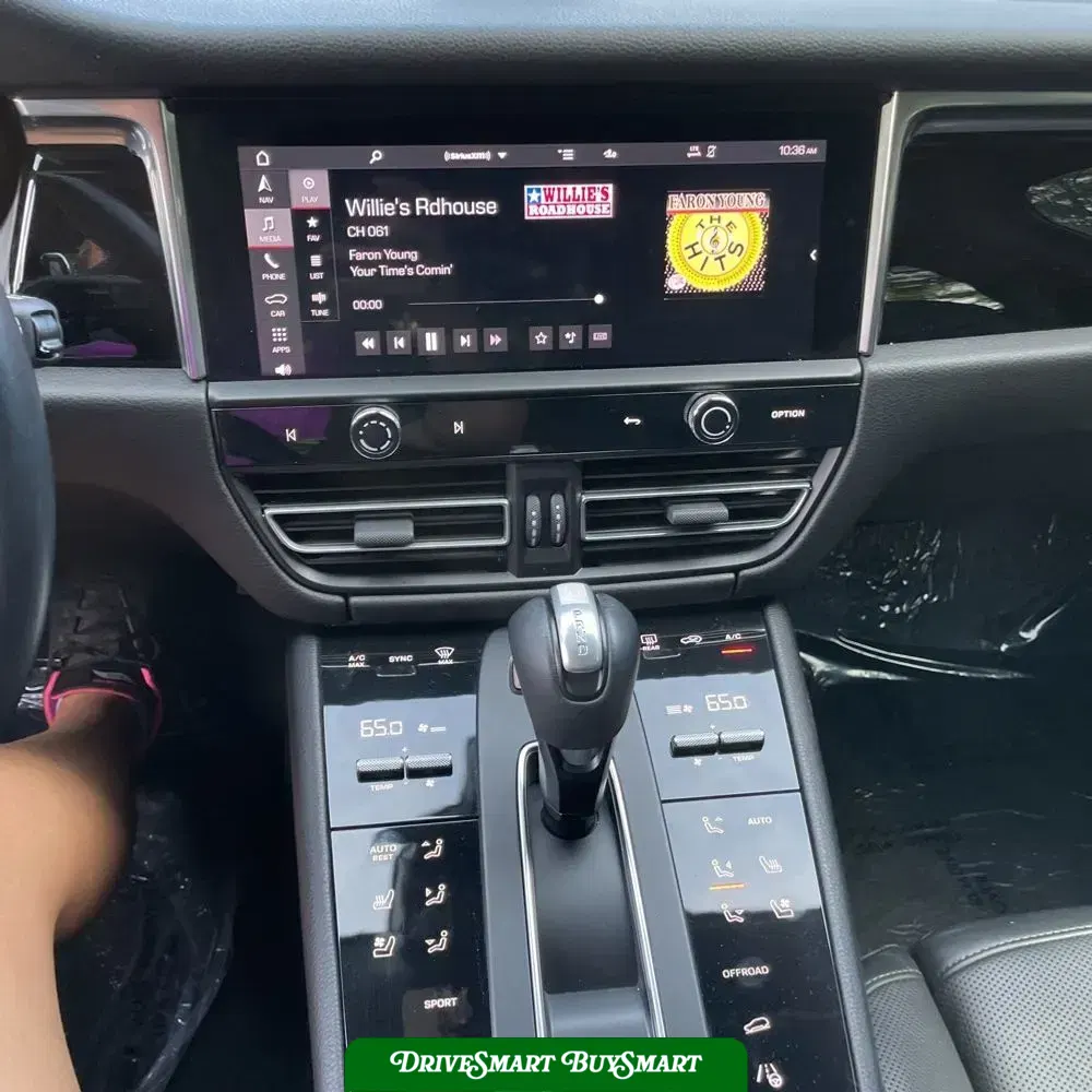 2022 Porsche Macan S