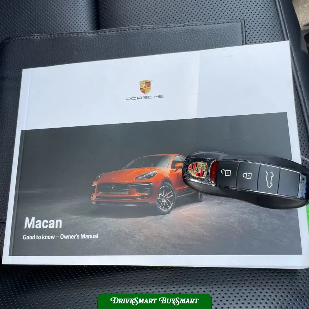 2022 Porsche Macan S
