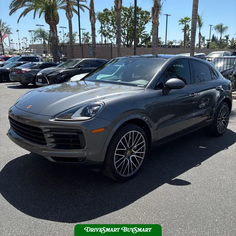 2022 Porsche Cayenne Base
