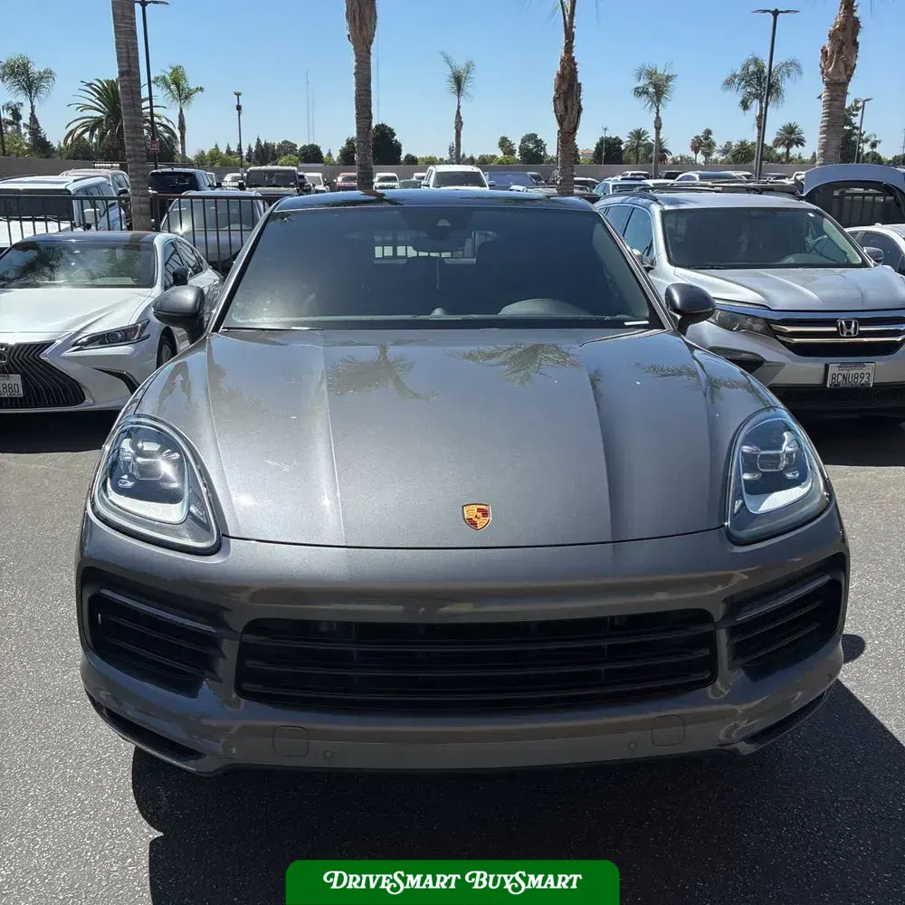 2022 Porsche Cayenne Base