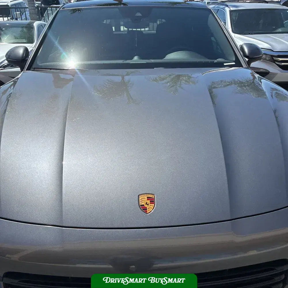 2022 Porsche Cayenne Base