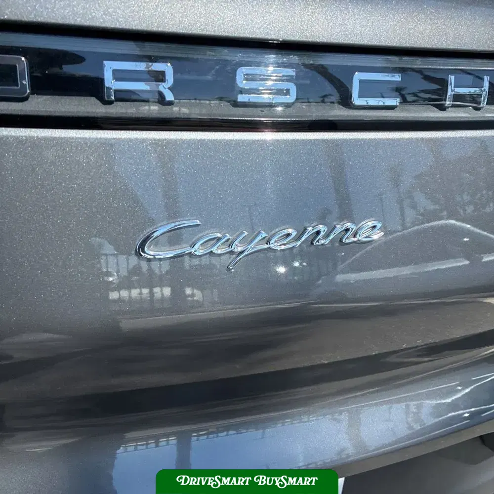 2022 Porsche Cayenne Base