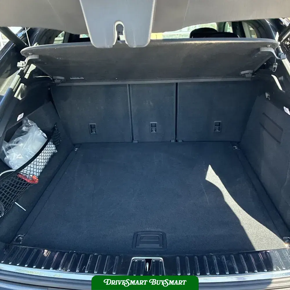 2022 Porsche Cayenne Base