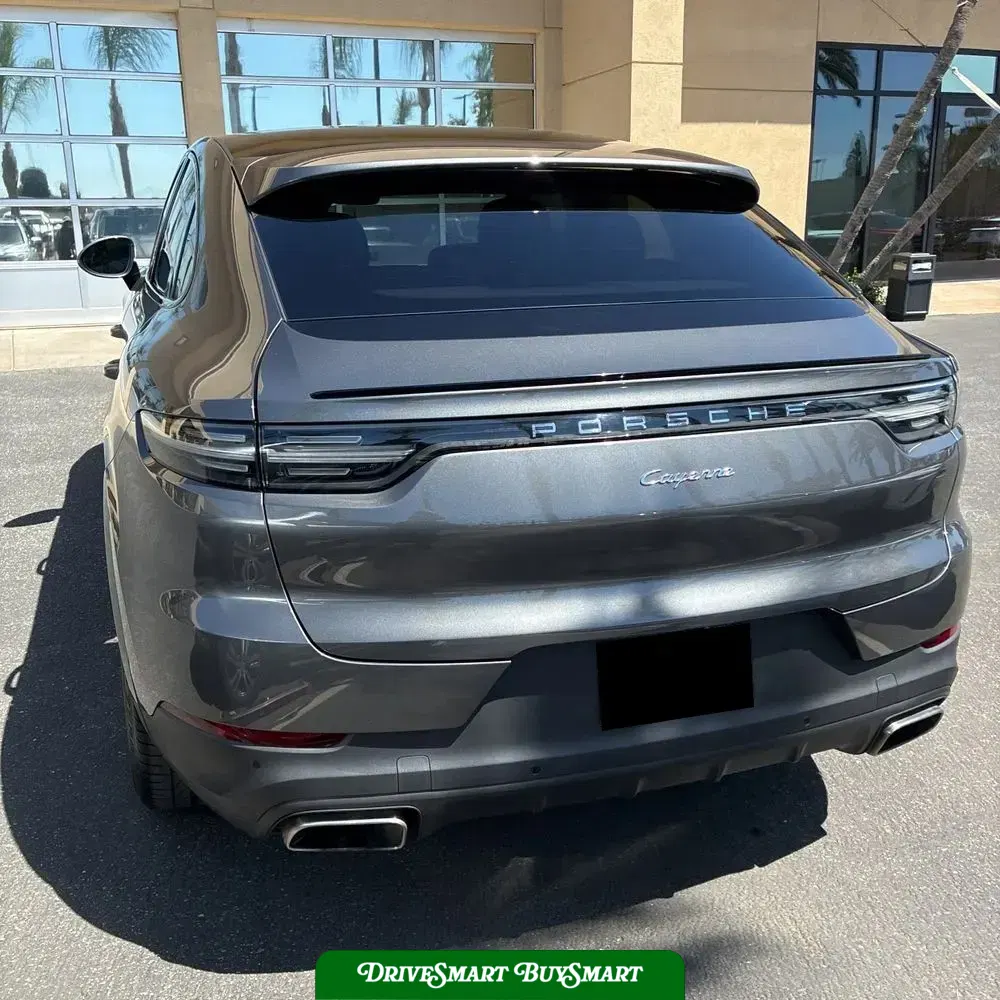 2022 Porsche Cayenne Base