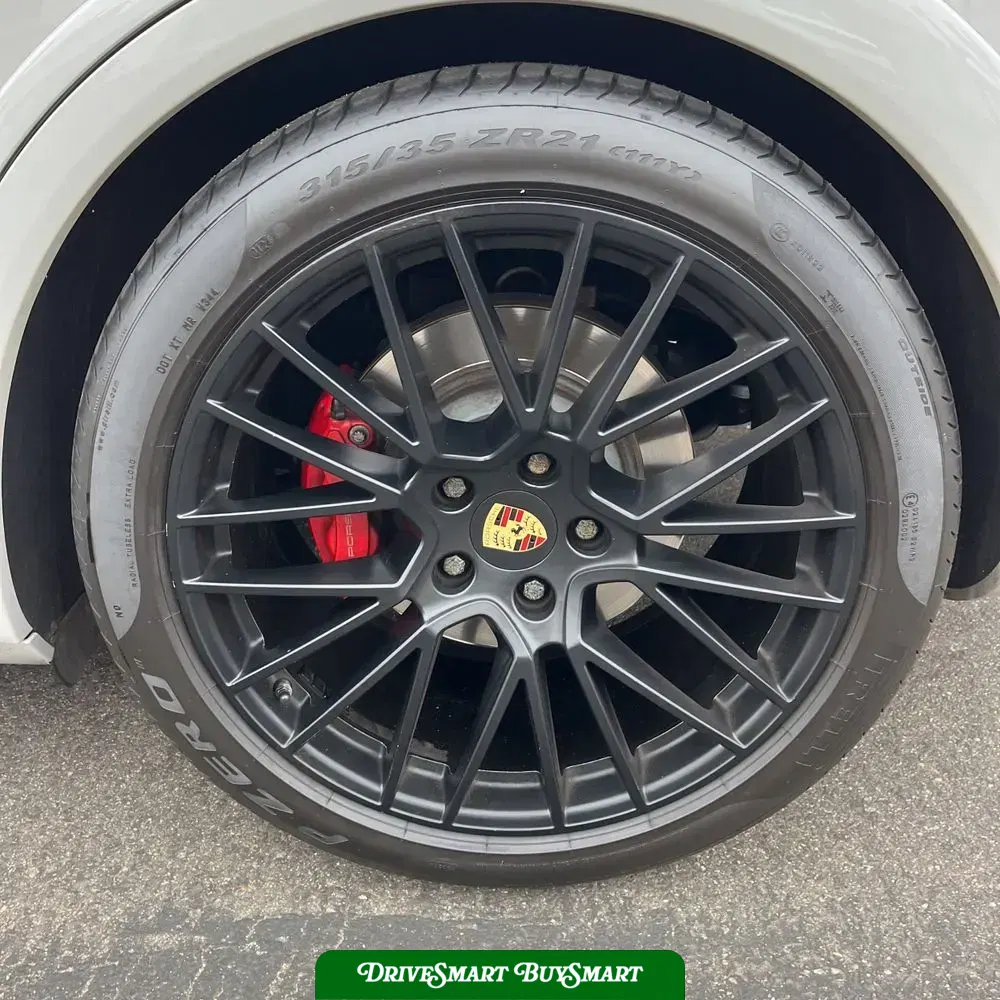 2021 Porsche Cayenne GTS