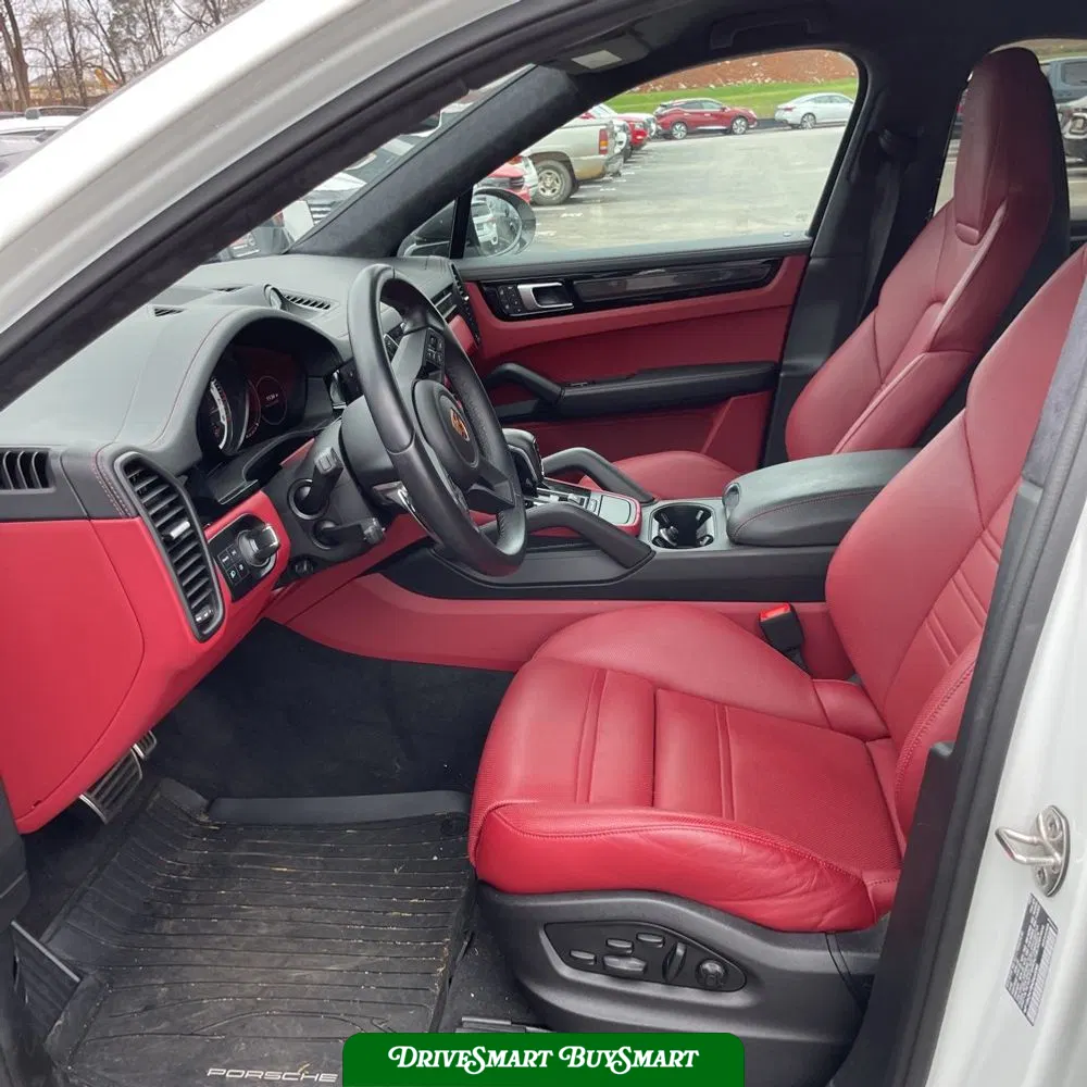 2022 Porsche Cayenne Turbo GT
