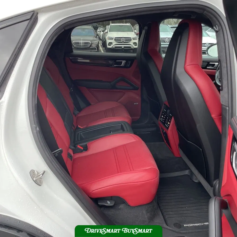 2022 Porsche Cayenne Turbo GT