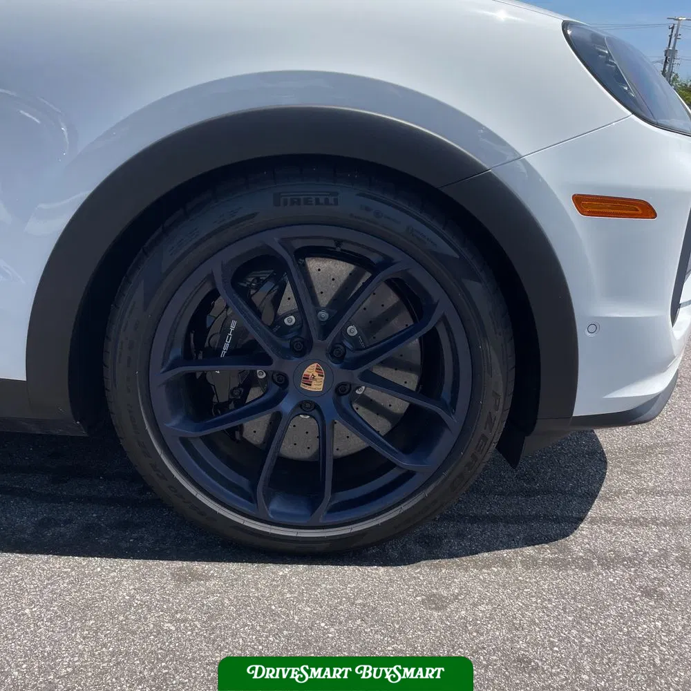 2025 Porsche Cayenne Turbo GT
