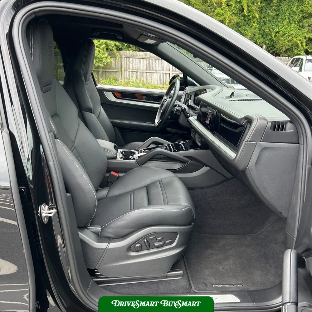 2024 Porsche Cayenne S Coupe