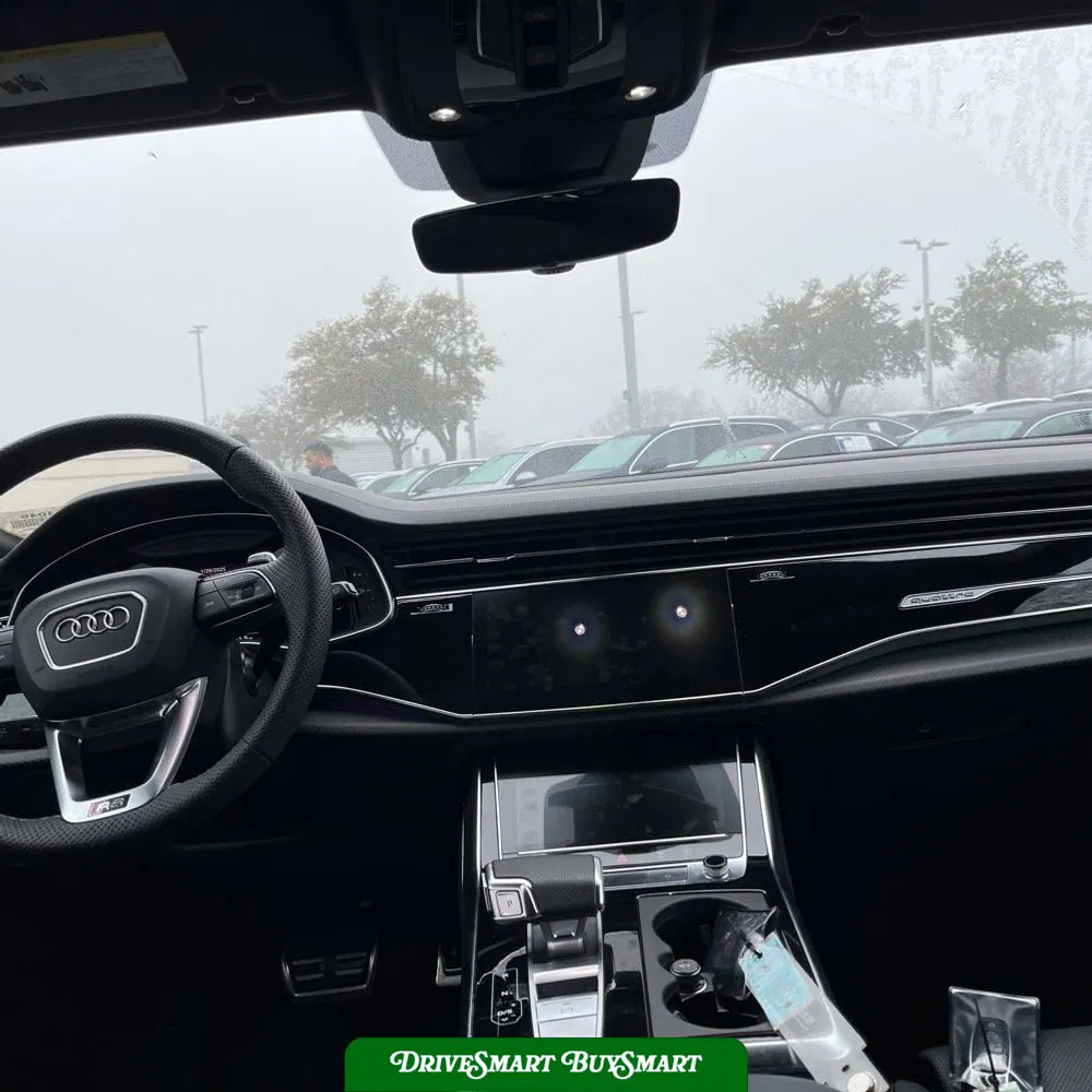 2024 Audi RS Q8 Base