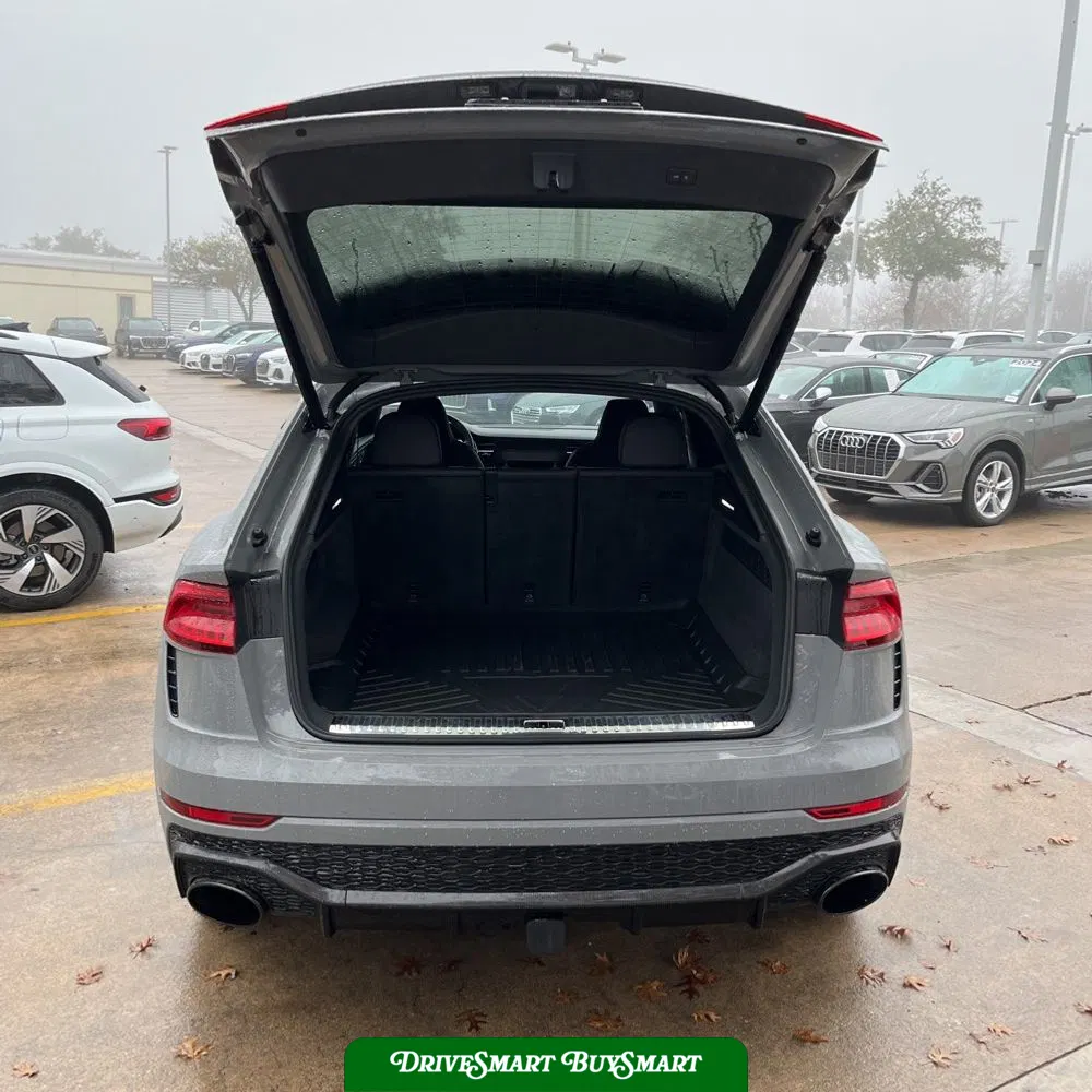 2024 Audi RS Q8 Base