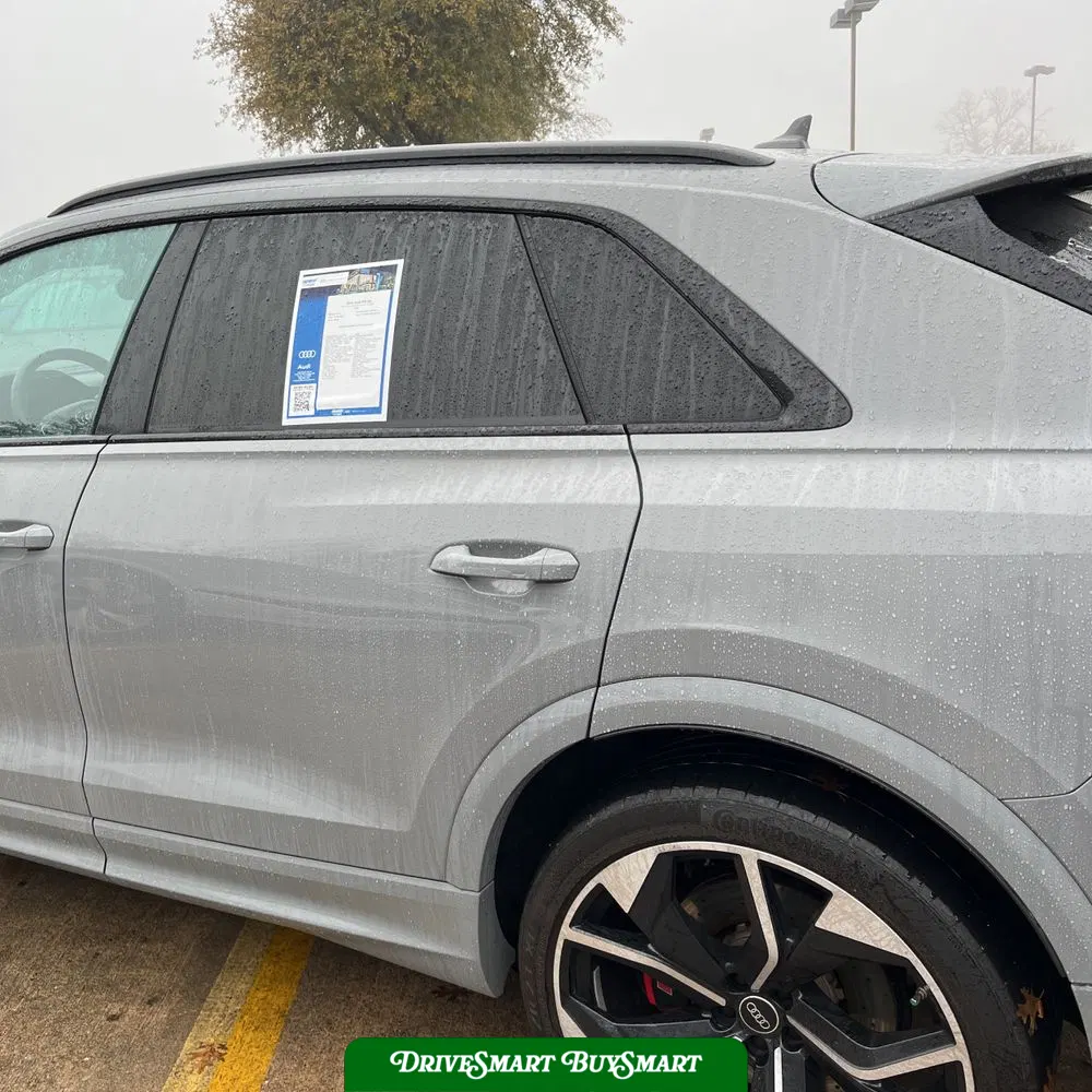2024 Audi RS Q8 Base