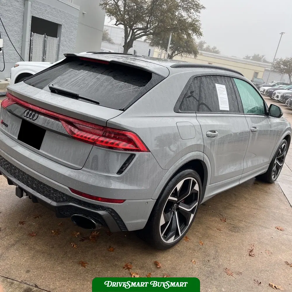 2024 Audi RS Q8 Base