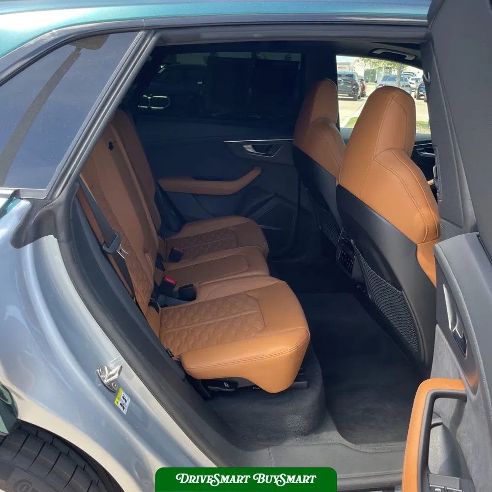 2023 Audi RS Q8