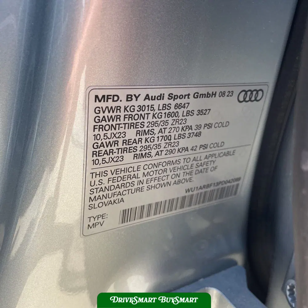 2023 Audi RS Q8