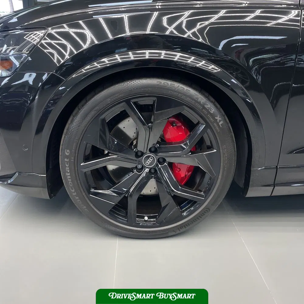 2024 Audi RS Q8 Base