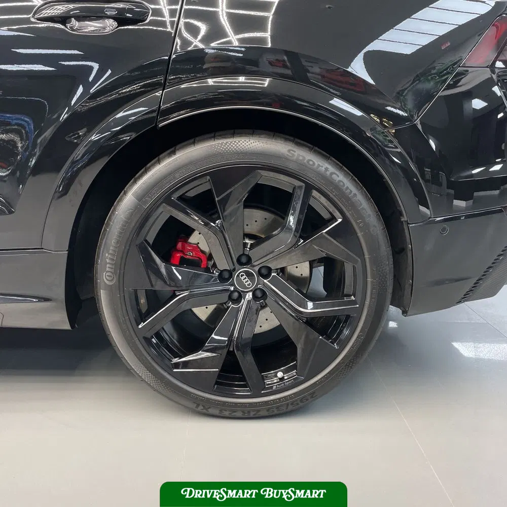 2024 Audi RS Q8 Base