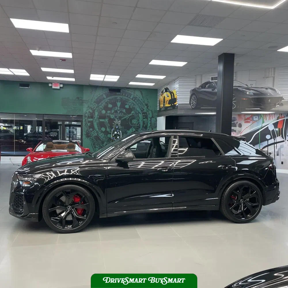 2024 Audi RS Q8 Base