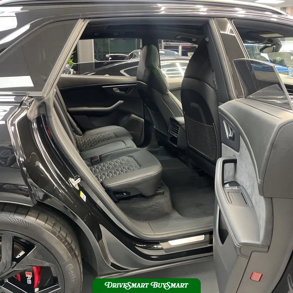 2024 Audi RS Q8 Base