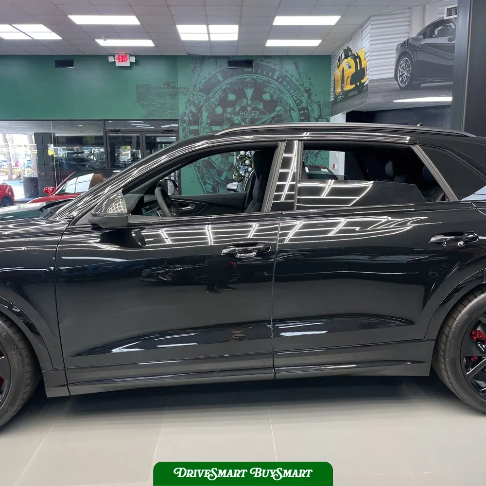 2024 Audi RS Q8 Base