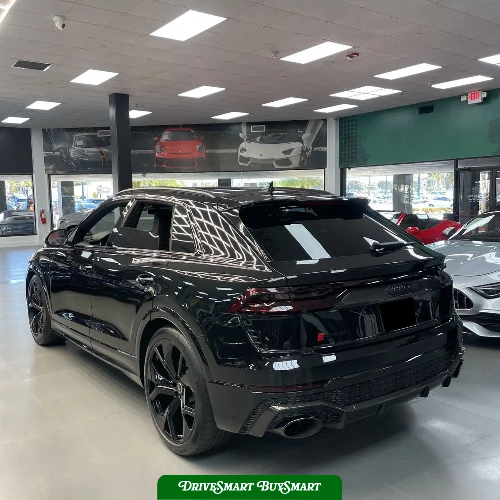 2024 Audi RS Q8 Base