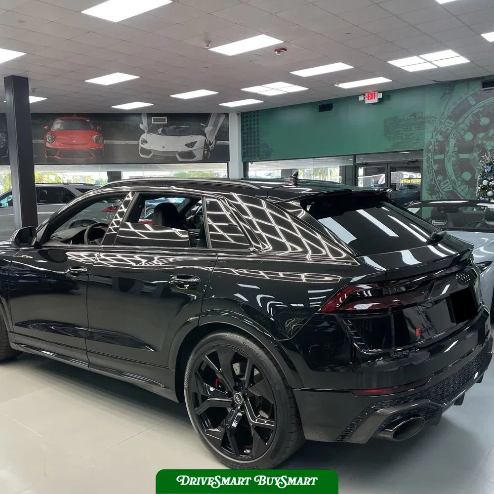 2024 Audi RS Q8 Base