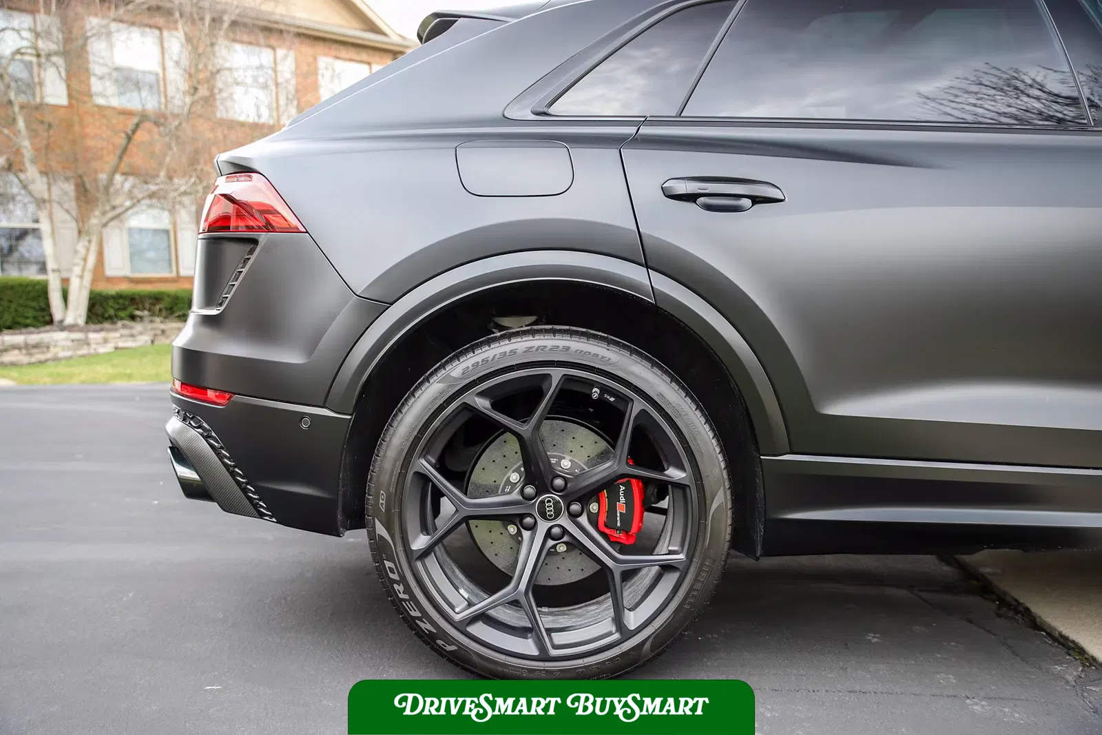 2025 Audi RS Q8 Performance