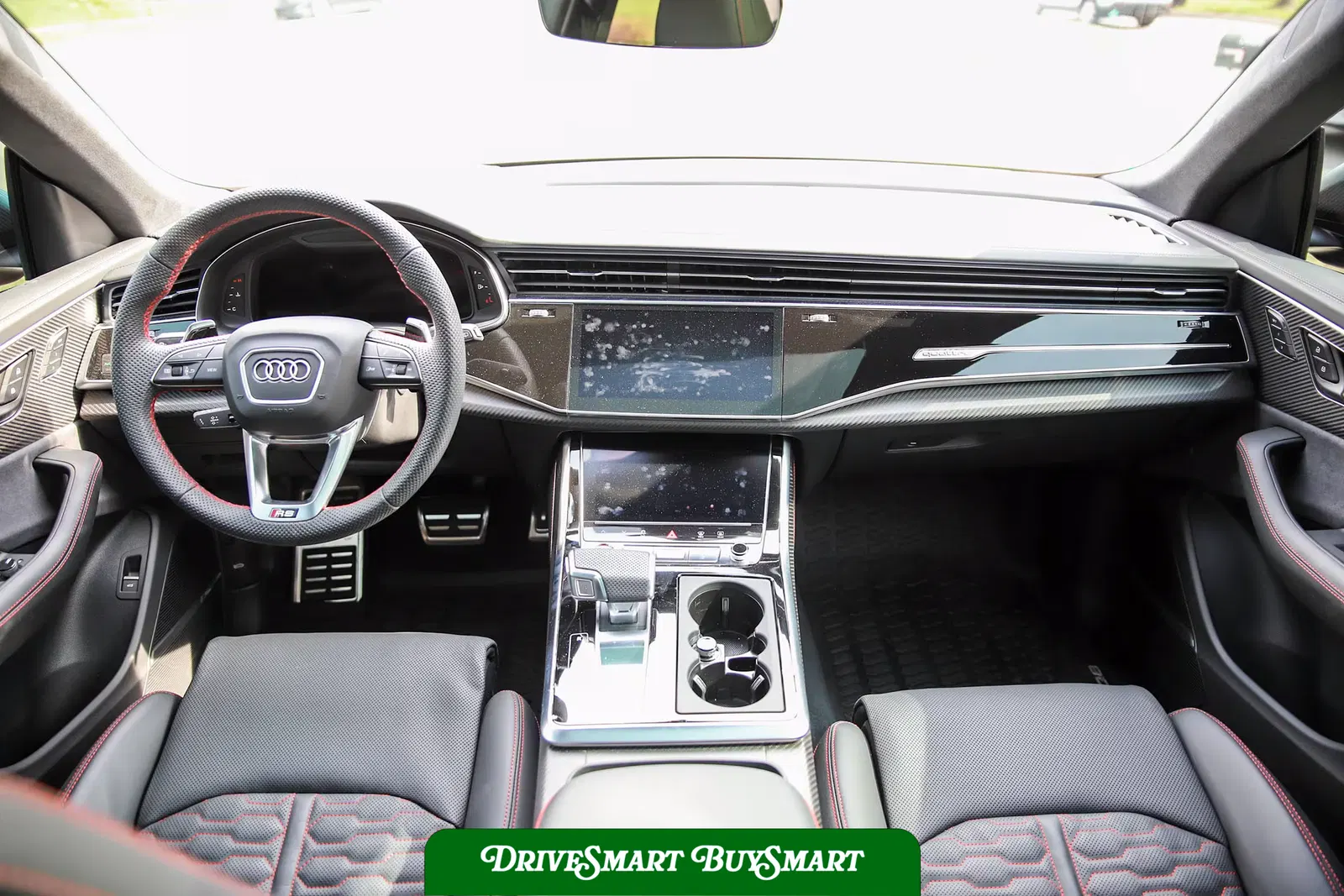 2025 Audi RS Q8 Performance