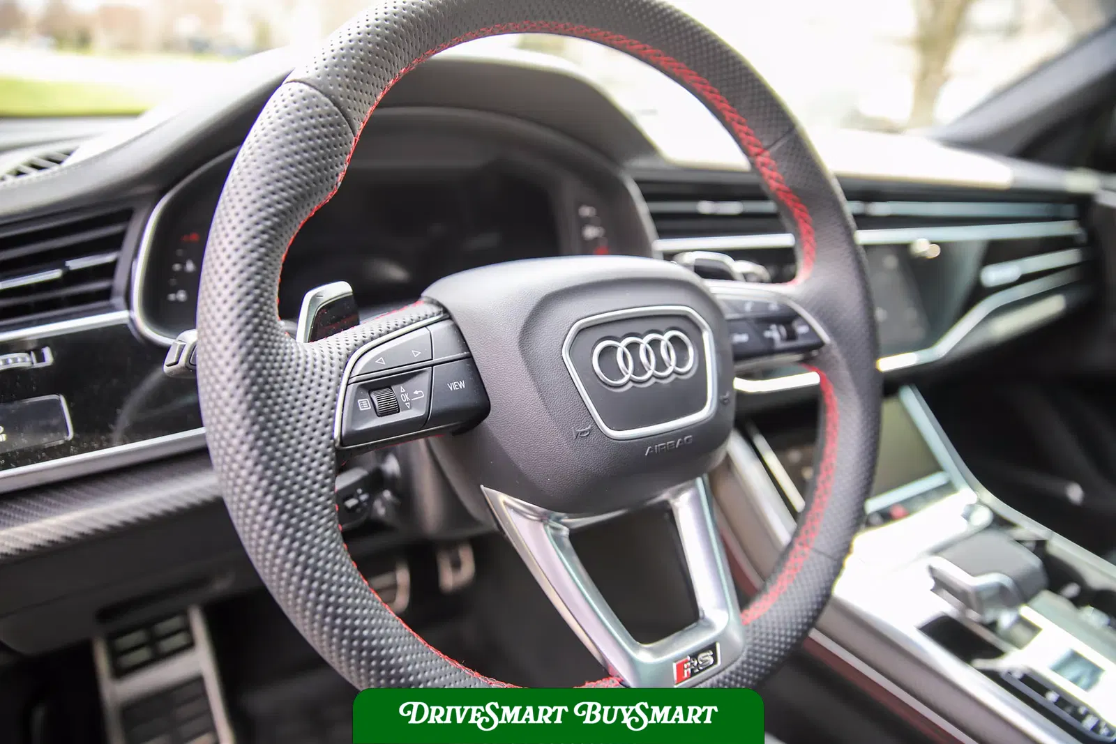 2025 Audi RS Q8 Performance