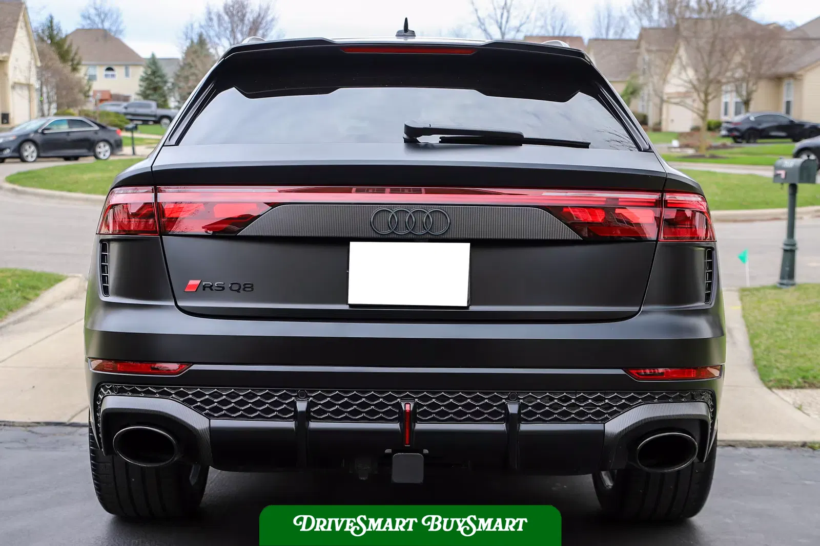 2025 Audi RS Q8 Performance