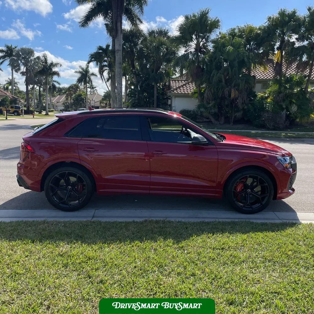 2025 Audi RS Q8 Performance