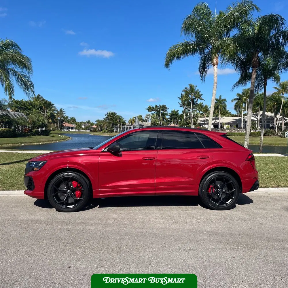 2025 Audi RS Q8 Performance