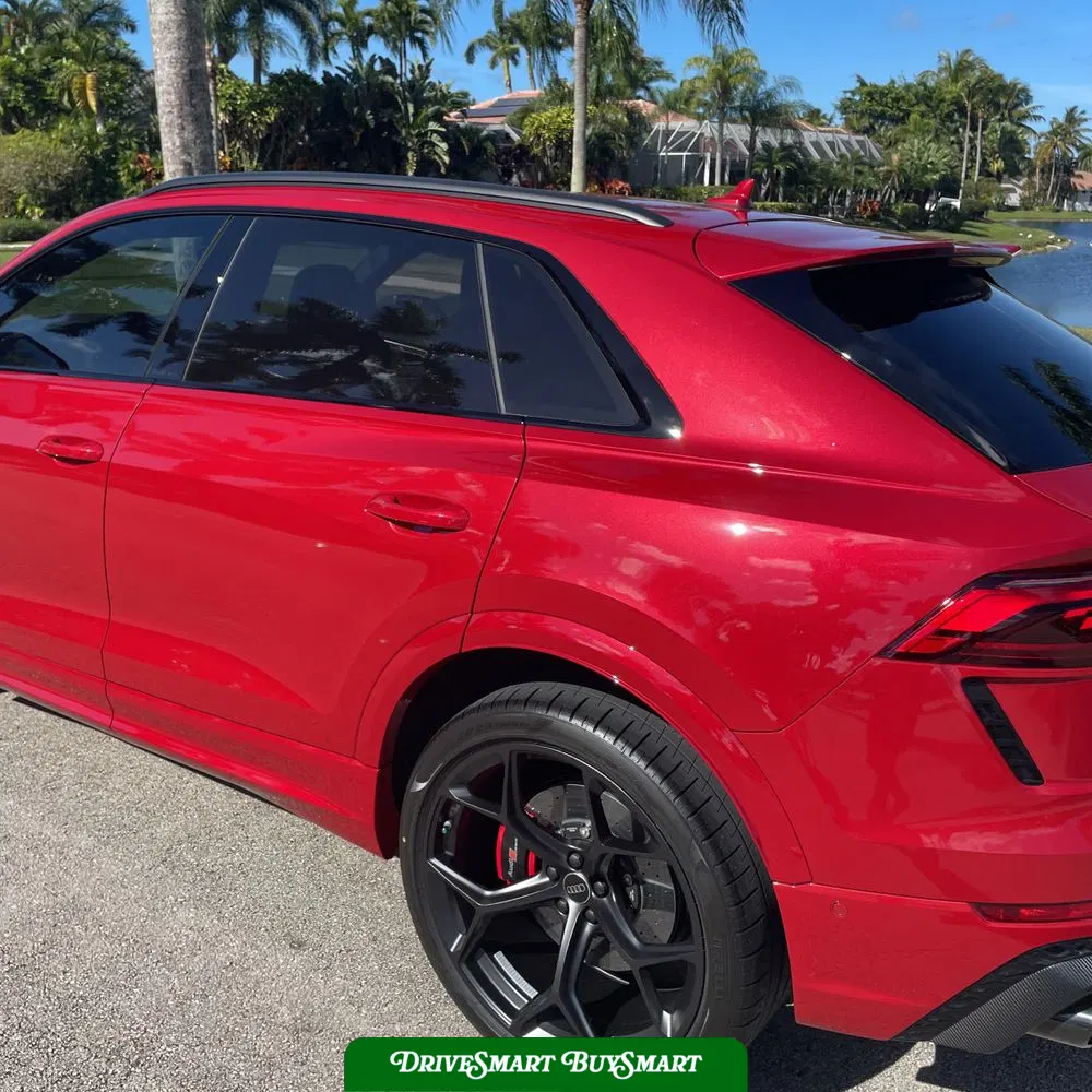 2025 Audi RS Q8 Performance
