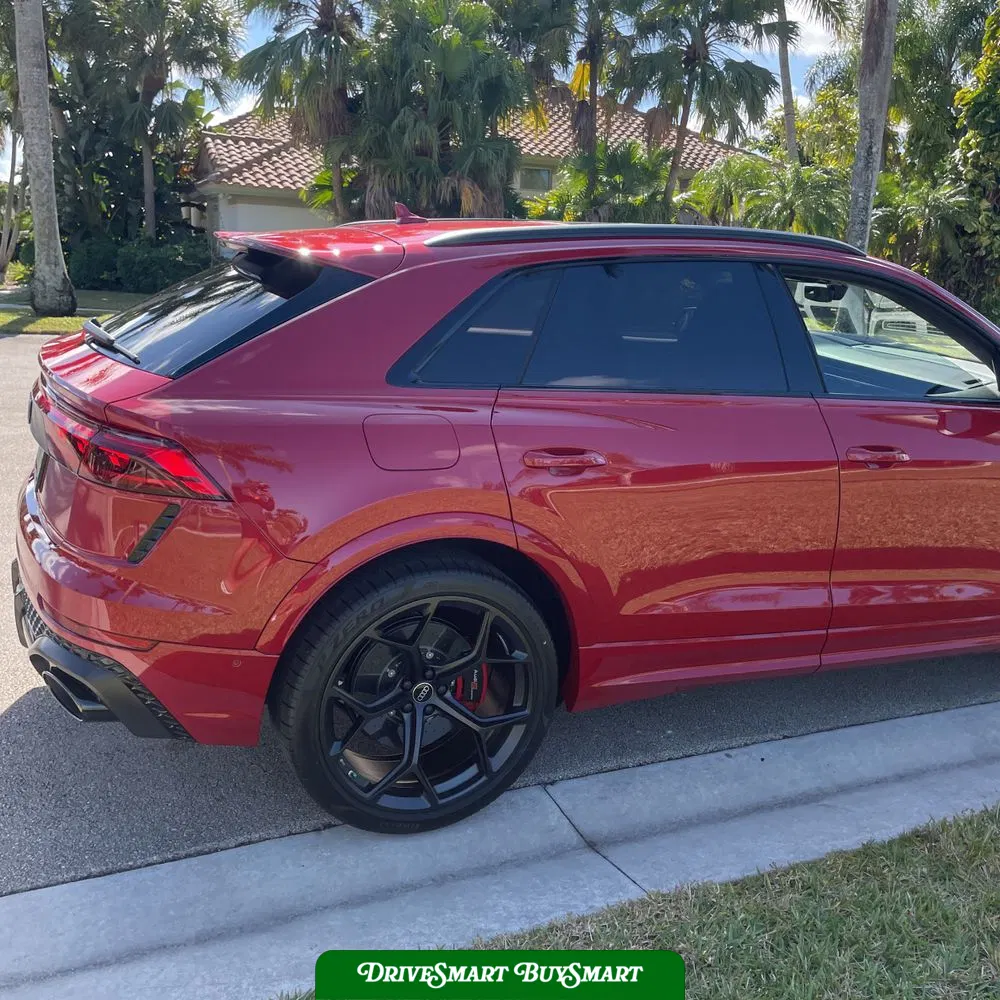 2025 Audi RS Q8 Performance