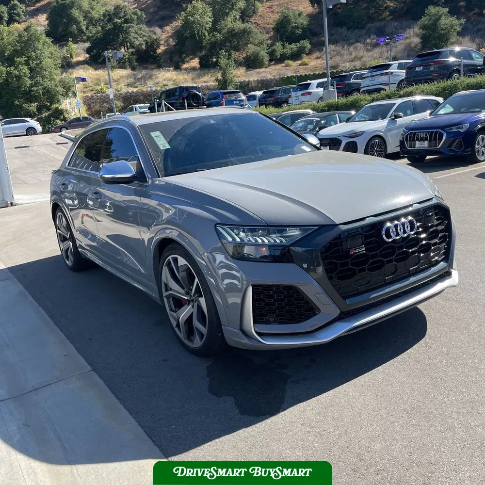 2023 Audi RS Q8