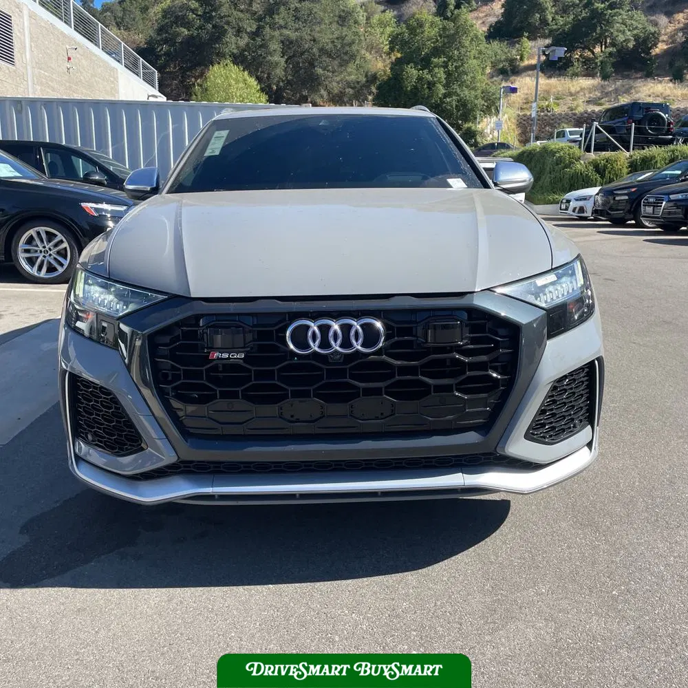 2023 Audi RS Q8