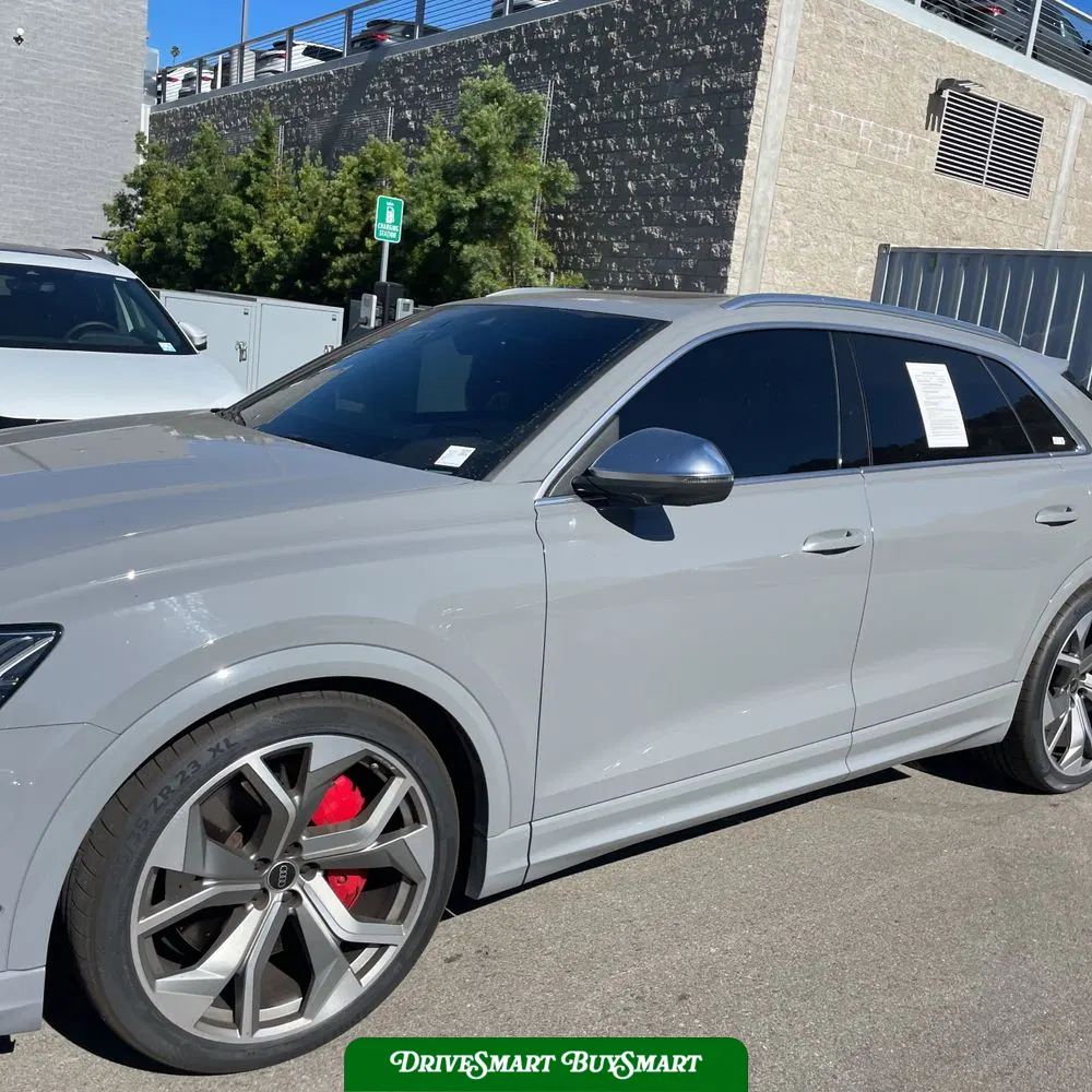 2023 Audi RS Q8