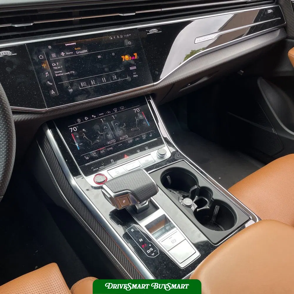 2024 Audi RS Q8 Base