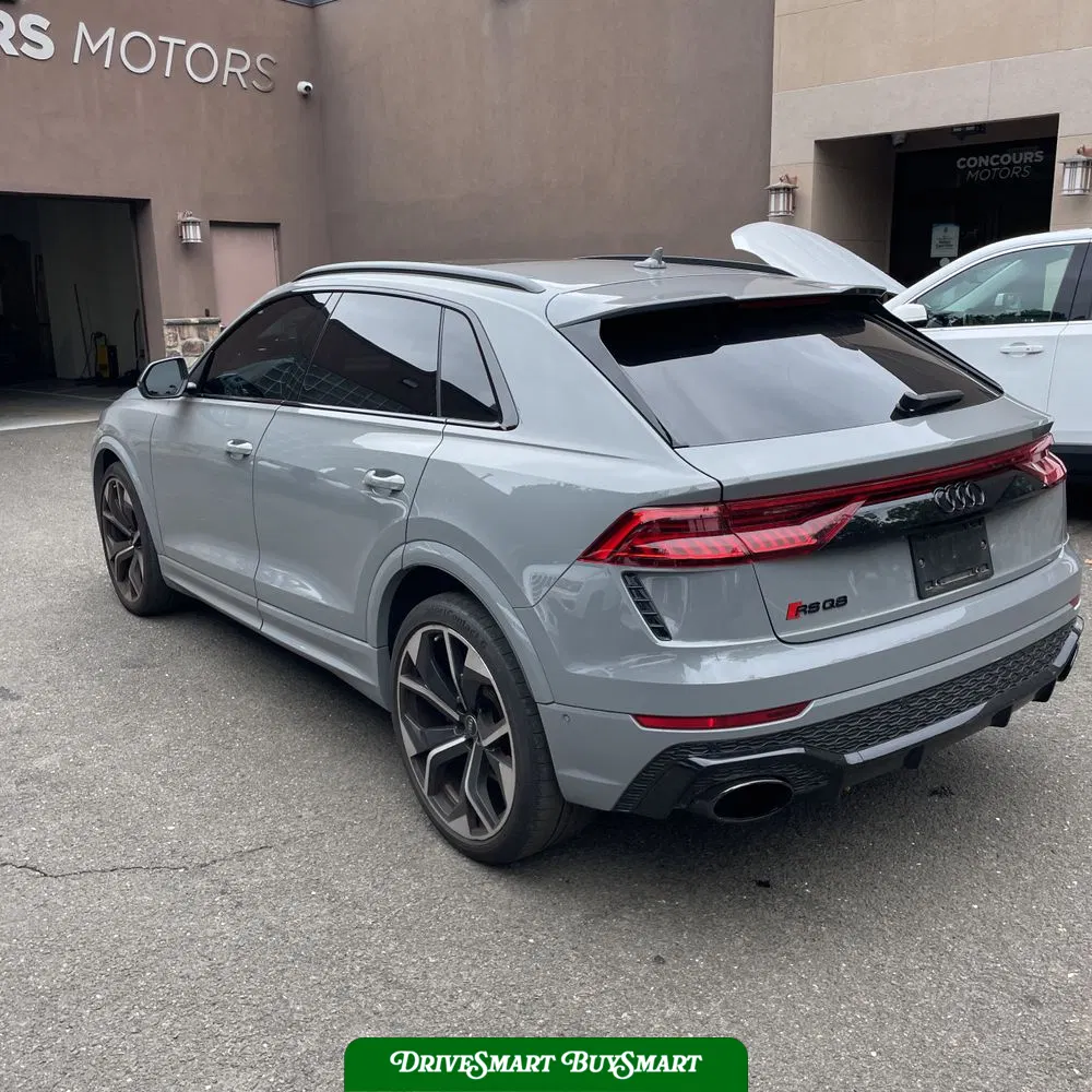 2024 Audi RS Q8 Base