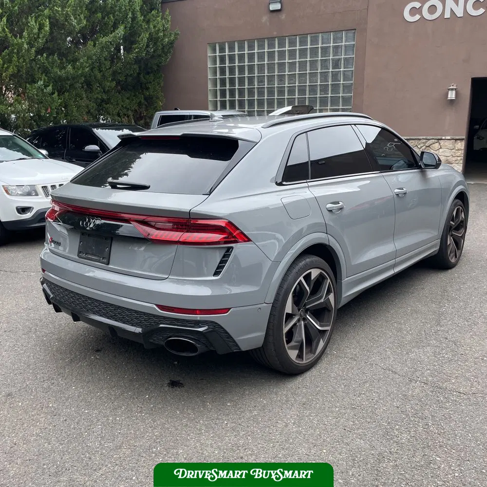 2024 Audi RS Q8 Base