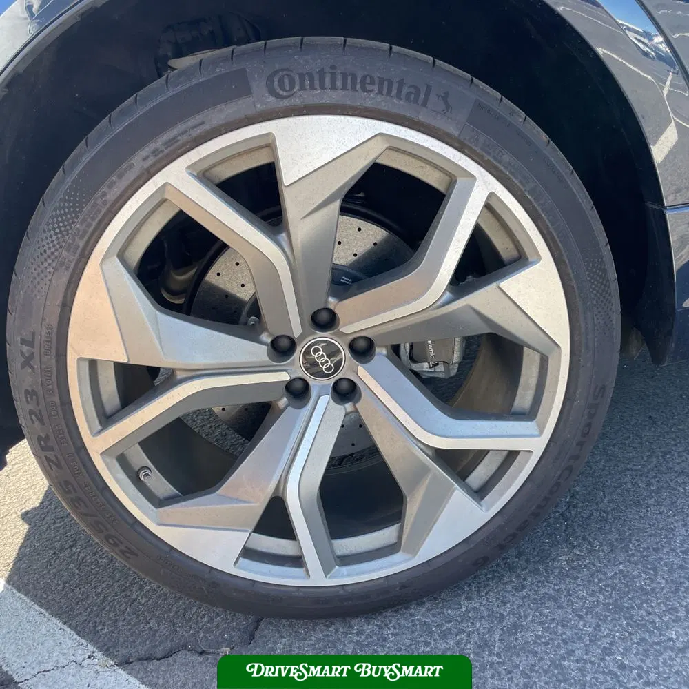 2023 Audi RS Q8