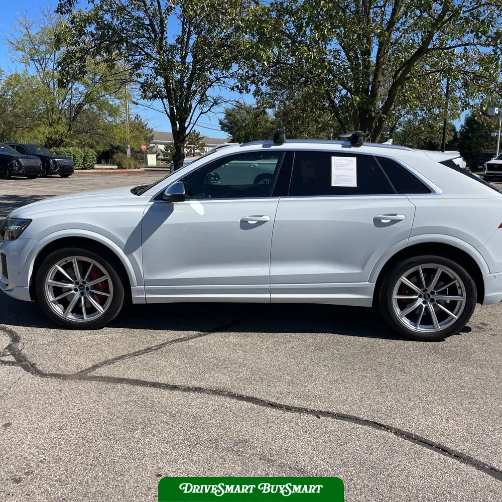 2024 Audi RS Q8 Base