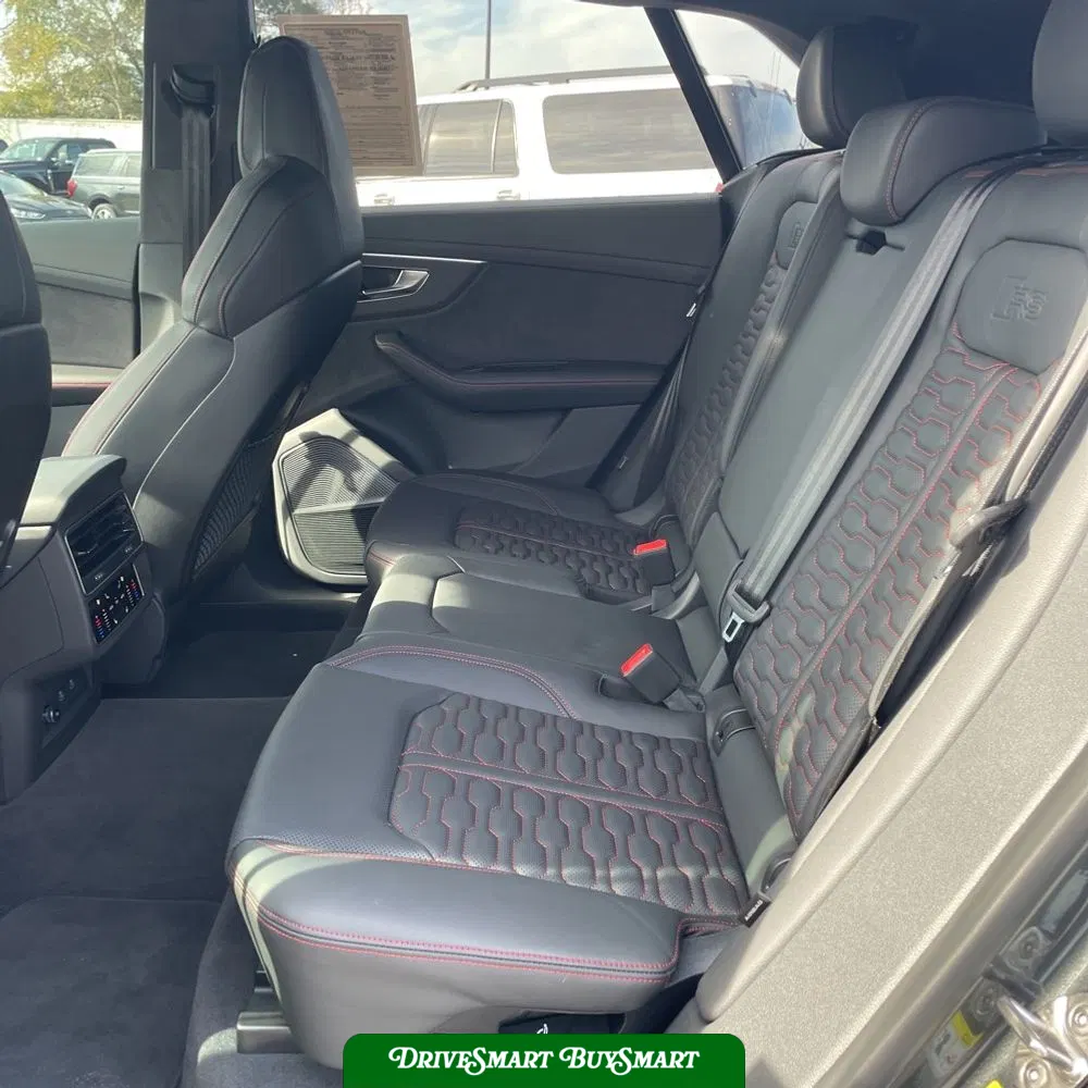 2023 Audi RS Q8